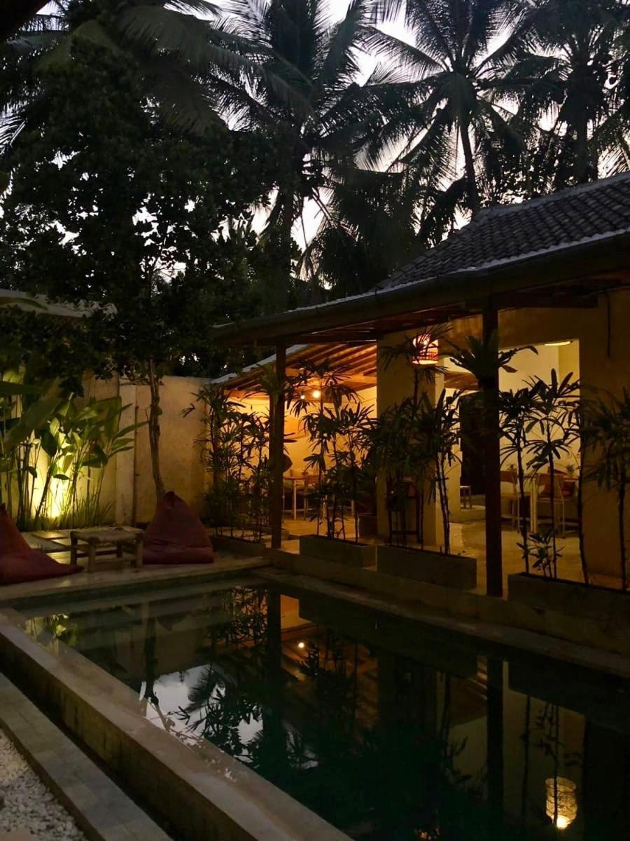 Готель Ola Ola Lombok Селонґ-Беланак Екстер'єр фото