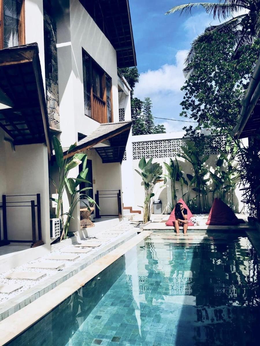 Готель Ola Ola Lombok Селонґ-Беланак Екстер'єр фото