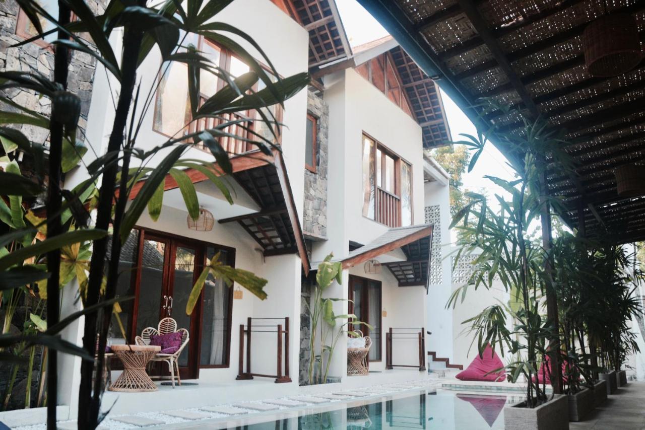 Готель Ola Ola Lombok Селонґ-Беланак Екстер'єр фото